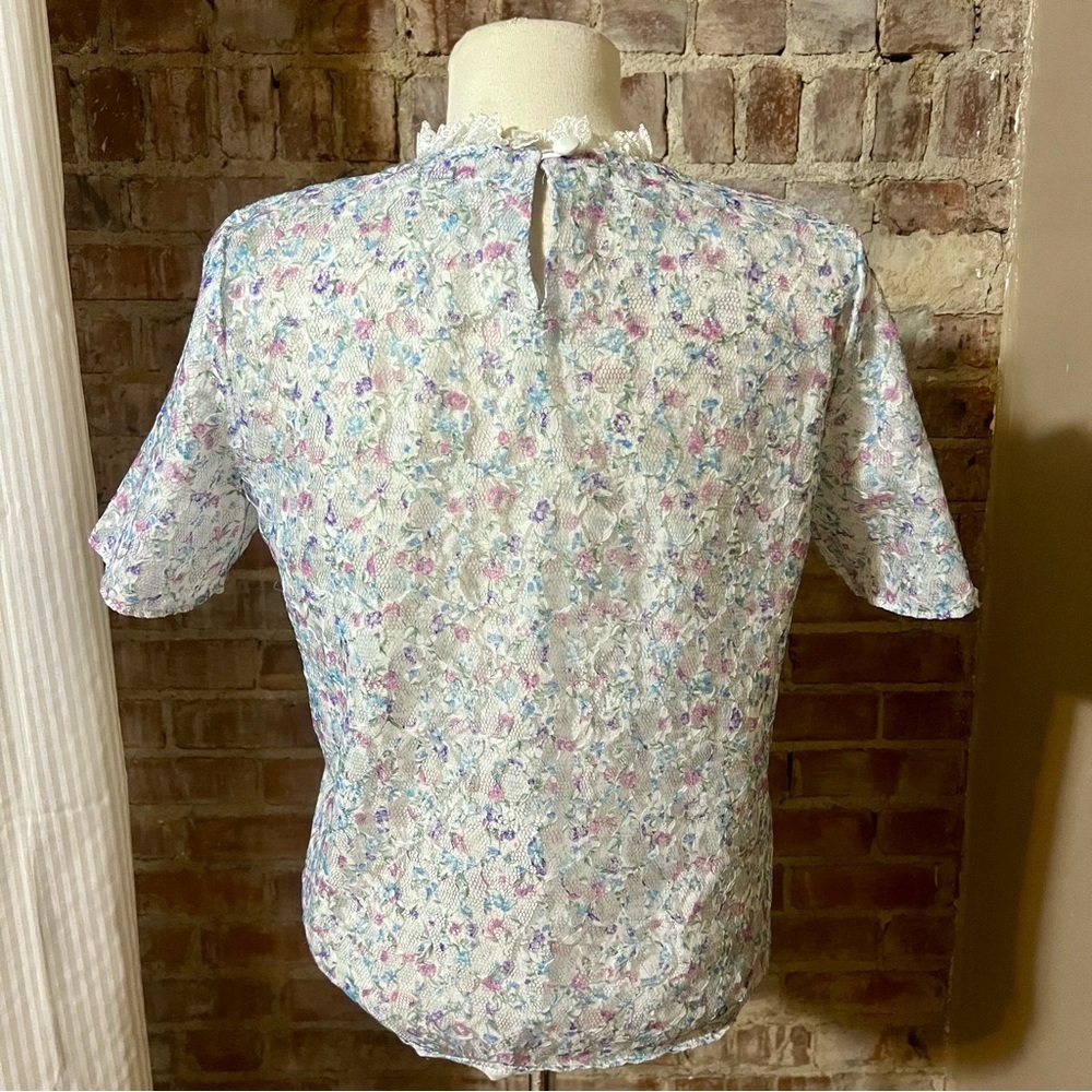 Vintage Floral Lace Blouse/Top with Ruffle Lace Neck -Size 8 Medium -TP54 - Picture 4 of 8